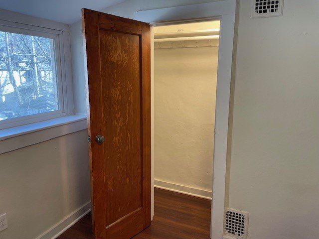707 W California Apt 2 — Urbana Rentals